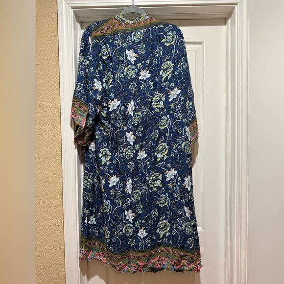 Floral kimono - Picture 4 of 4